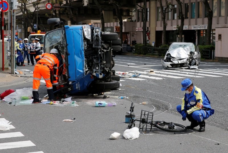 池袋暴走事故、自動車大手が異例の早さで安全装置開発の舞台裏 | 日経クロステック（xTECH）