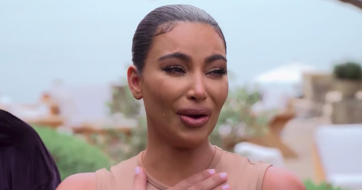 Exclusive Kim Kardashian Calls Ex Husband Kanye West In Tears After Son Sees Ad About Her