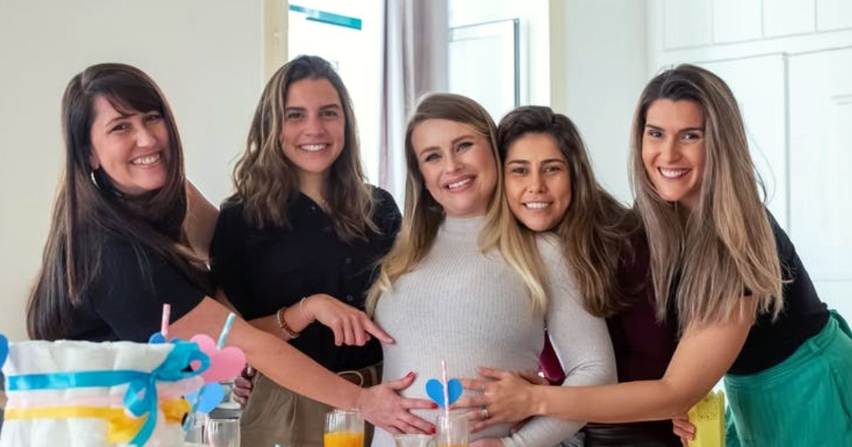 shower5.jpg?resize=412,232 - Pregnant Woman Slammed For Her Elaborate Plans To Host A Baby Shower, Which Guests Were Expected To Pay For