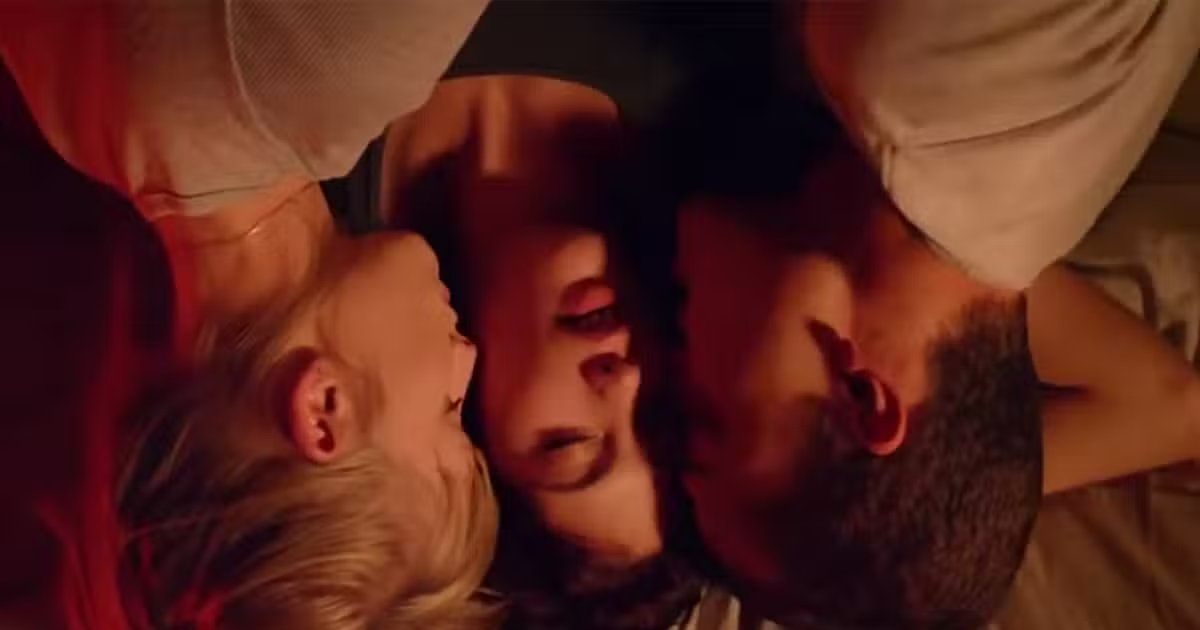 d2 4.png?fit=1024%2C538&ssl=1&strip=all - BREAKING: Couple's Erotic Game At Luxury Hotel Goes HORRIBLY Wrong As 40-Year-Old Man DIES While Partner Left Seriously Injured