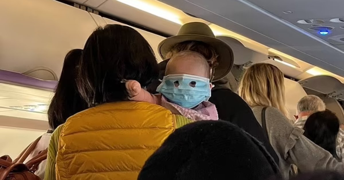 d2.png?resize=1200,630 - "It's Child Abuse, Take It Off!"- Baby In COVID Mask On Plane Sparks Furious Debate With Passengers
