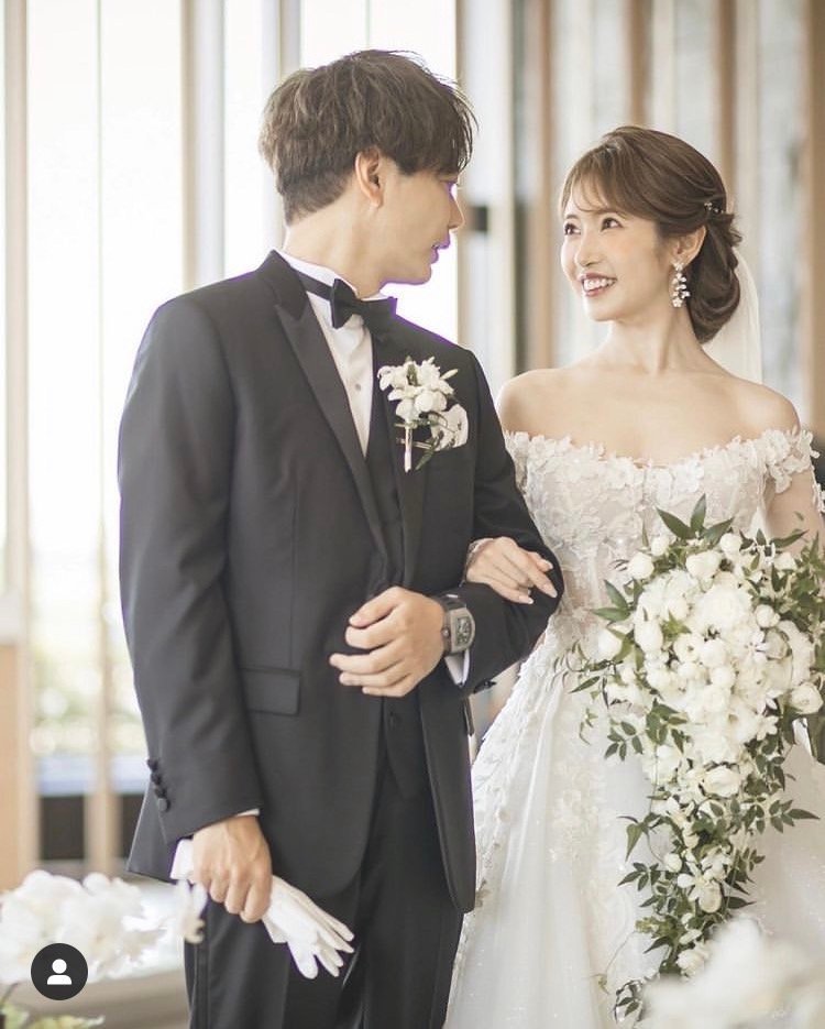 くみっきー”舟山久美子、結婚式を報告 夫との2ショット添え「本当にありがとう」 | ORICON NEWS