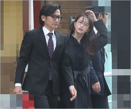 長谷川京子＆新藤晴一が離婚し理由説明。子供の親権や慰謝料の有無は…できちゃった結婚から13年で別れる | 今日の最新芸能ゴシップニュースサイト｜芸トピ