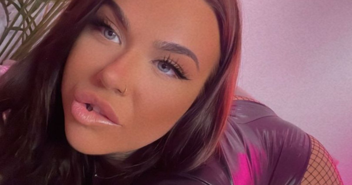t6 9.png?fit=1024%2C538&ssl=1&strip=all - "I'm A Dominatrix Who Earns Thousands By Simply IGNORING 'Submissive' Men On Webcams!"