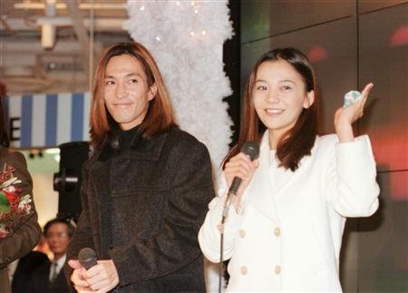 小室哲哉と華原朋美の破局の原因は度重なる浮気だった？！のか？｜エントピ