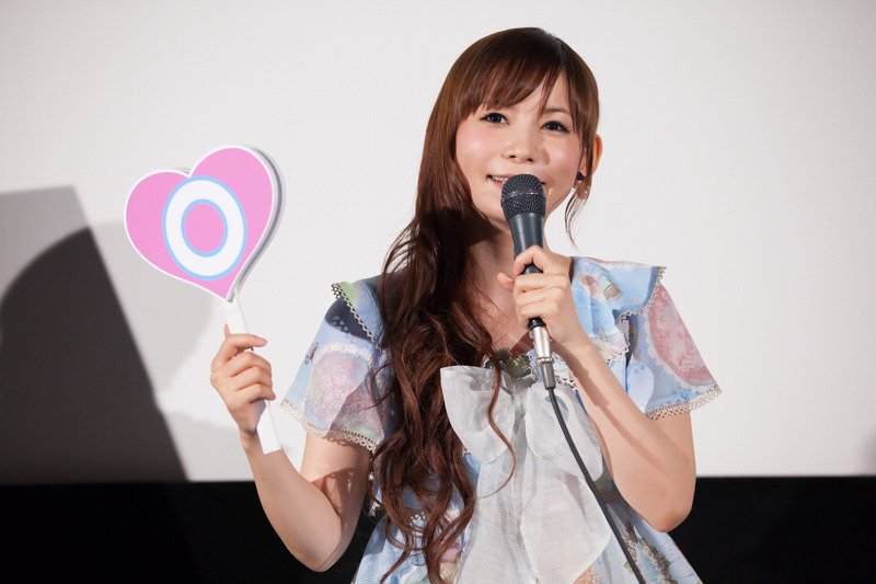 園子温『ラブ＆ピース』女子会で中川翔子「愛を持って接すれば、すべてがエナジーになる！」 - TSUTAYA/ツタヤ