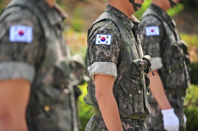 군대 풋살대회서 다친 군인 보훈대상자 됐다 | 한경닷컴