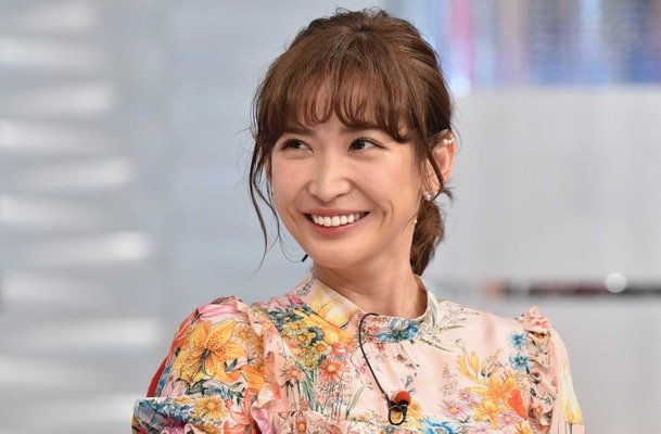 カリスマインスタグラマー・紗栄子の里帰りに密着「おしゃれイズム」 | cinemacafe.net