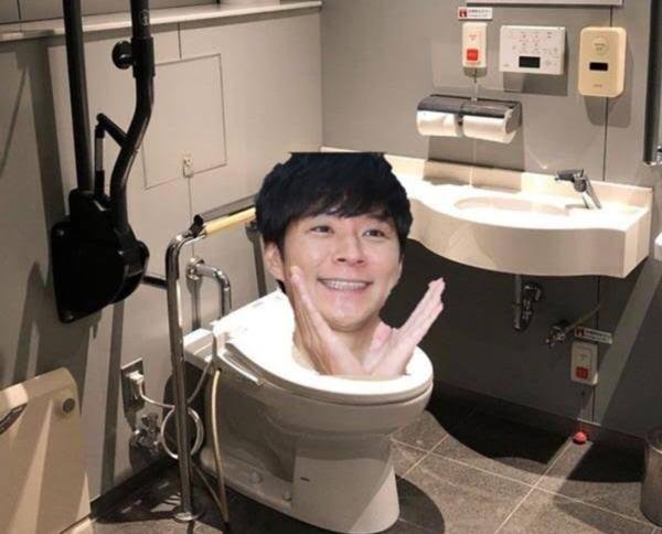 多目的トイレの神様 - 室内へのボケ[86899849] - ボケて（bokete）