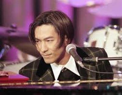 小室哲哉氏は天才だ。20年前の曲を聴いても、古さを感じない（自分の感性がふるい？）。 - 読書メーター