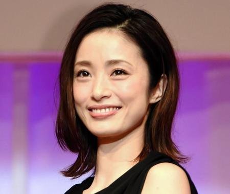 上戸 彩のように魅力的なきれいな女性になる為に | すずの最新おすすめ芸能人ミーハー大好き♡ブログ