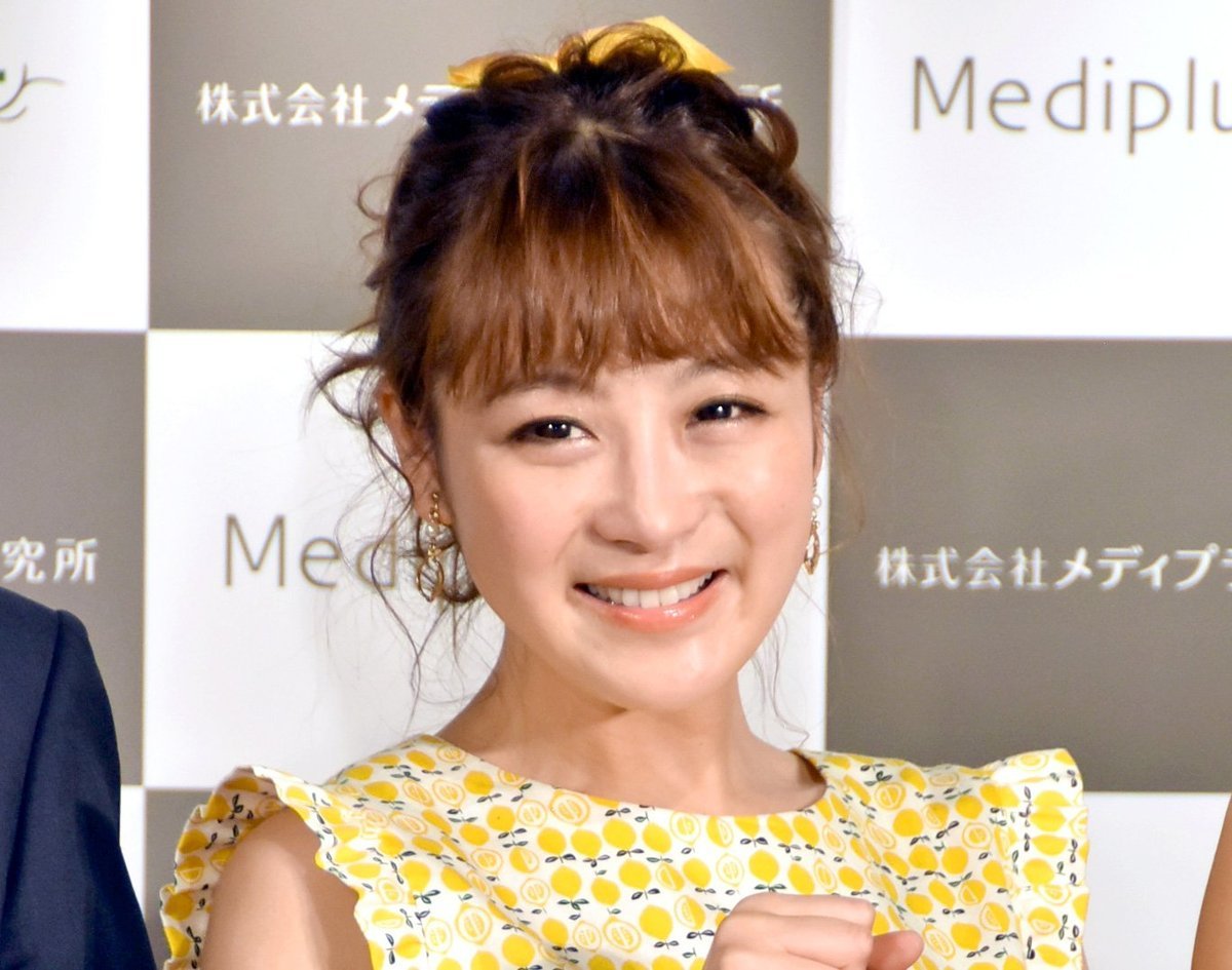 鈴木奈々“美人な兄嫁”と顔出し2ショット「2人とも可愛い」「芸能人かと思った」の声 | ORICON NEWS