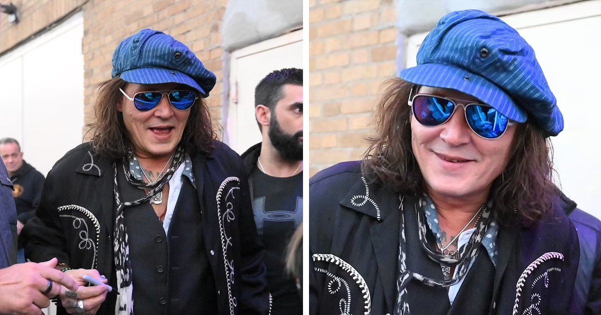 d52.jpg?resize=1200,630 - EXCLUSIVE: Johnny Depp Seen 'Posing For Selfies' With Fans In New York While Featuring 'New Look'