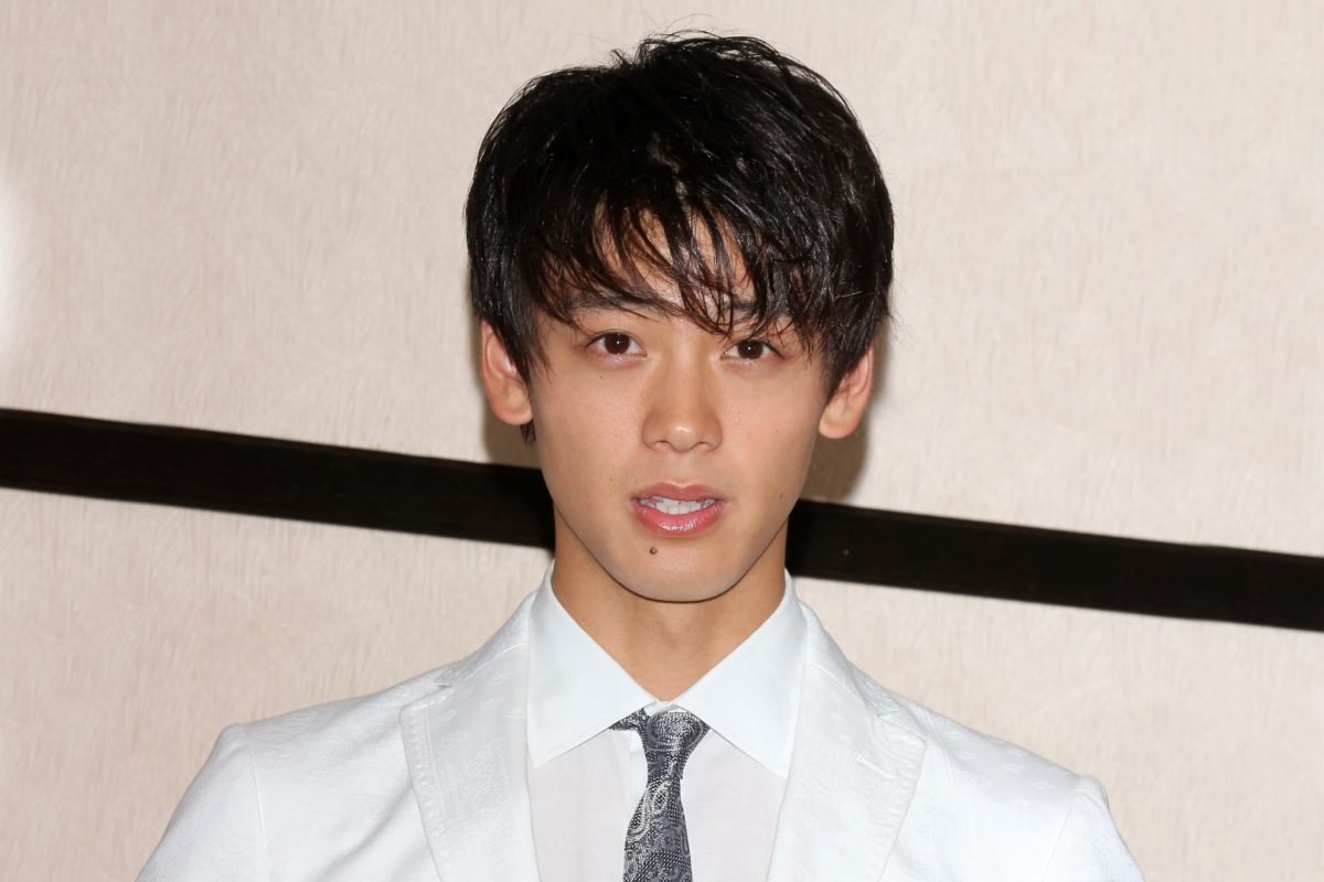 竹内涼真、仮面ライダーとスーパー戦隊俳優の関係性暴露 「先輩たちが…」 – Sirabee