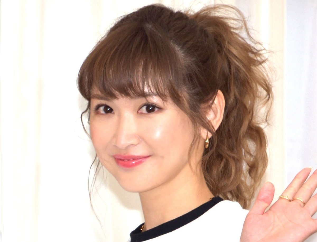 紗栄子「子供達はプールに夢中で、その横で私はサウナに」家族でリゾート滞在 | ORICON NEWS