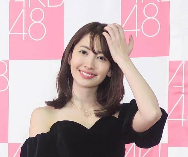 小嶋陽菜「誕生日サプライズ」驚きの全貌 目隠しでディズニー連行、豪華ゲストも続々と: J-CAST ニュース【全文表示】