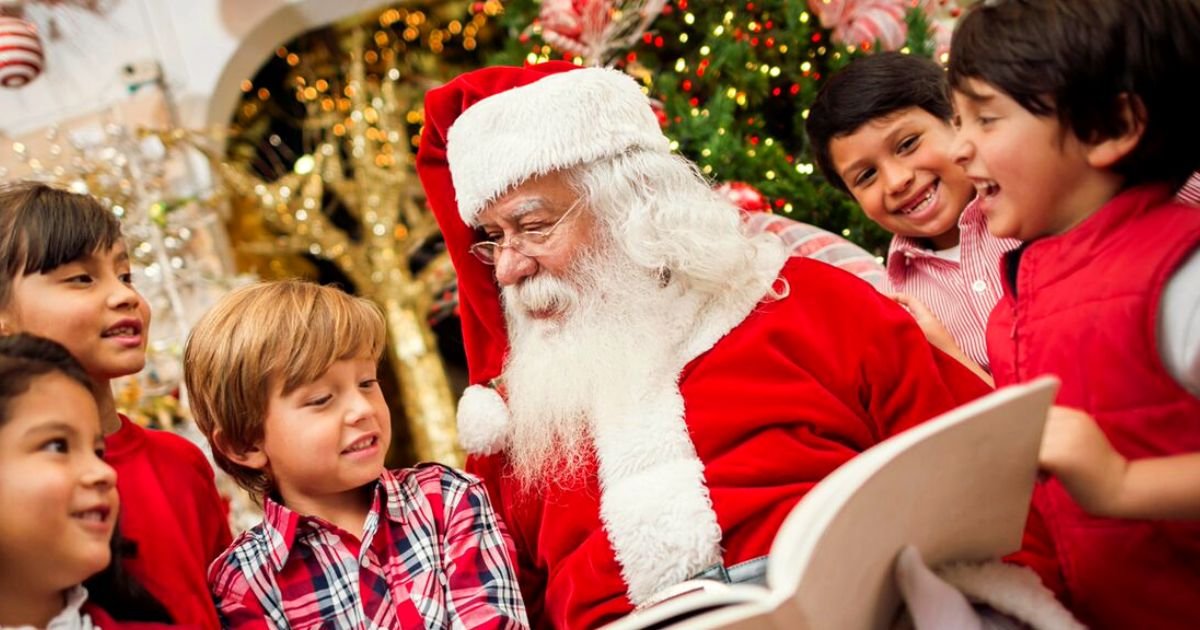 santa4.jpg?resize=1200,630 - 'My Daughter Has Been Telling Her Classmates The TRUTH About Santa But Other Parents Got Mad At Me – Am I In The Wrong For Supporting Her?'