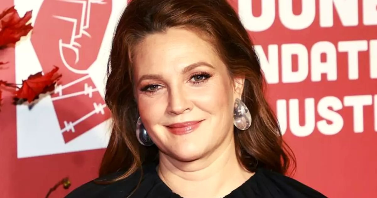 drew4.jpg?resize=1200,630 - JUST IN: Drew Barrymore, 47, Says 'IT HURTS So Much' After She Has Been Ghosted By Someone She Dated