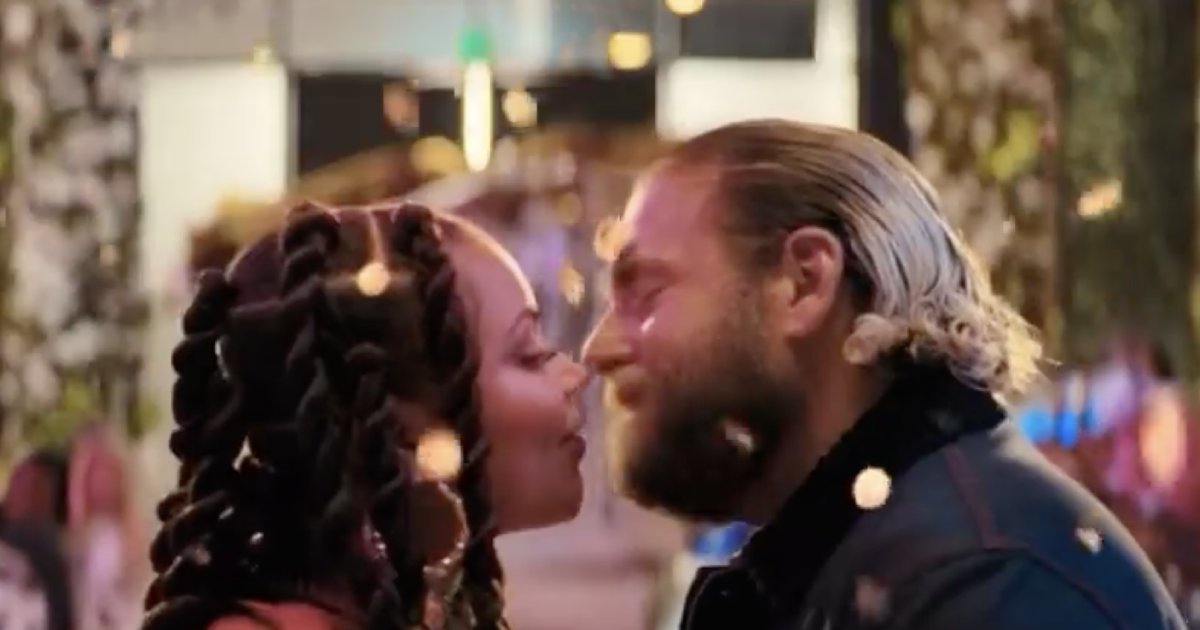 t8 6.png?resize=1200,630 - EXCLUSIVE: Star From 'You People' Claims Kiss Between Jonah Hill & Lauren London Was 'Computer Generated'