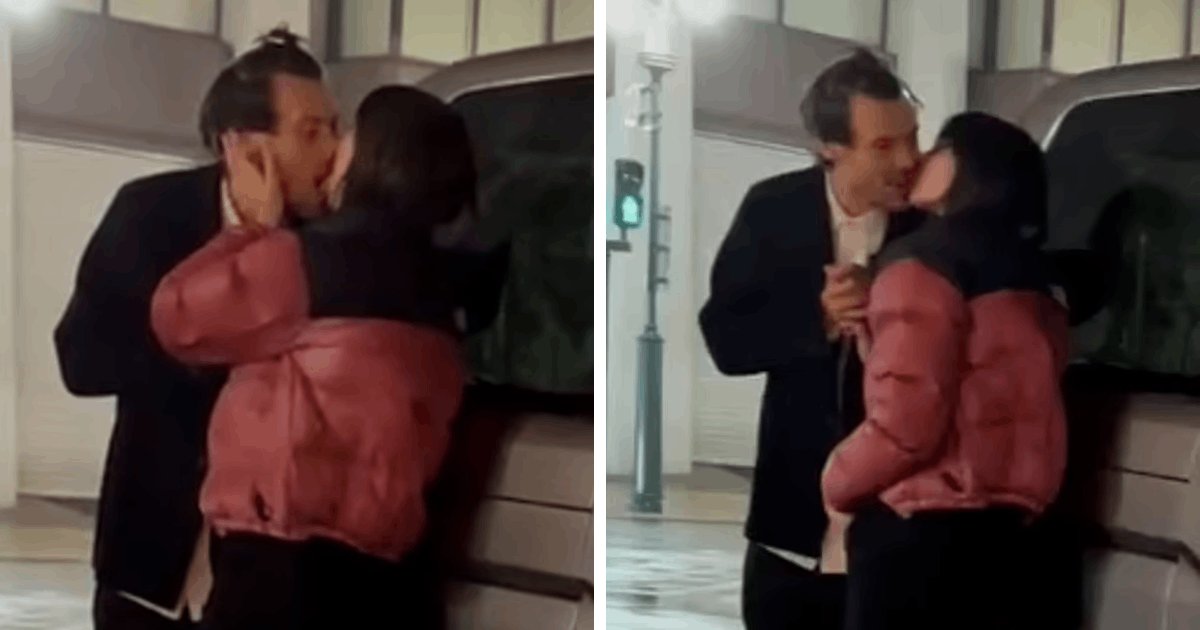 t1 17.png?resize=412,232 - BREAKING: Harry Styles Pictured 'Passionately KISSING' Emily Ratajkowski On The Streets Of Tokyo