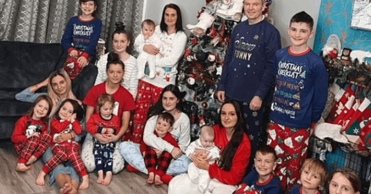 t4 4.png?fit=1024%2C538&ssl=1&strip=all - "I Fell Pregnant When I Was 13 & Today I've Got A Family Of 22 Children Together With My Husband!"