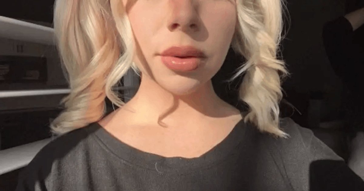t8 8.png?resize=412,275 - 'I Wear My Hair In Pigtails To Make Me Look INNOCENT & Men Can't Get Their Eyes Off Of Me! It Makes Me Feel Disgusting But At Least I Get HUGE Tips!'