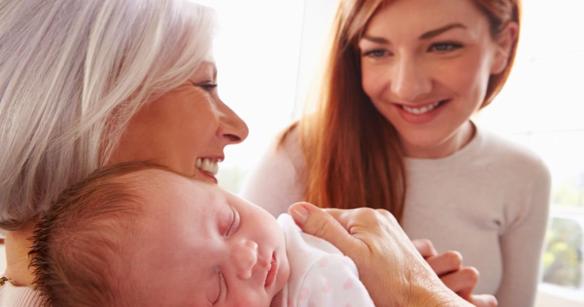 babysit4 1.jpg?resize=412,275 - 'My Mother Billed Me For $20 An Hour To Babysit Her Own Grandchild But I Told Her That She Should Do It For Free – Am I The One In The Wrong Here?'