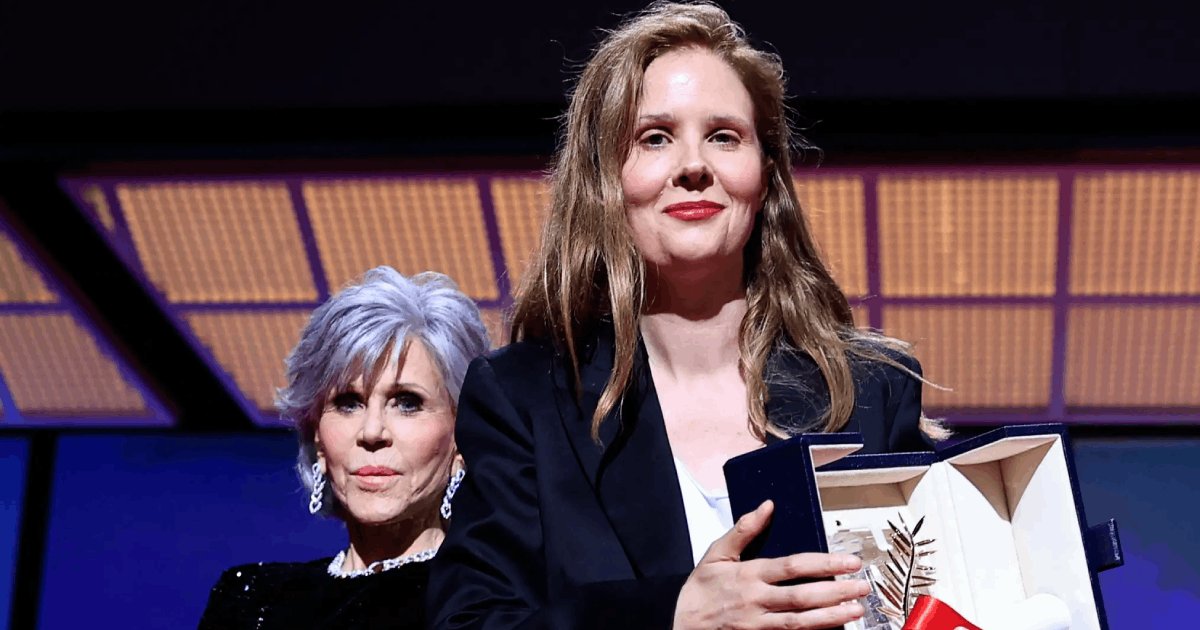 t2 48.png?resize=1200,630 - BREAKING: Jane Fonda THROWS Award At Director Justine Triet's Face At 2023 Cannes Film Festival