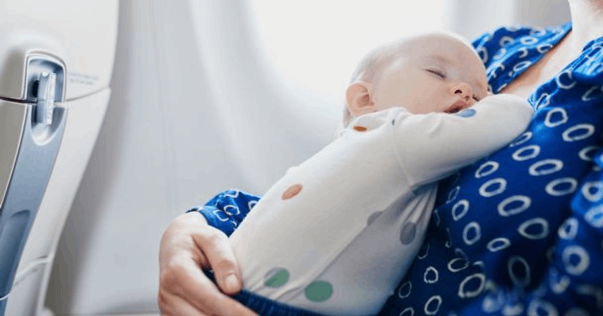 d5 12.png?resize=1200,630 - "The Couple Sitting Next To Me Changed Their Baby's Dirty Diapers On The Plane's Food Tray! I'm Disgusted Beyond Words!"