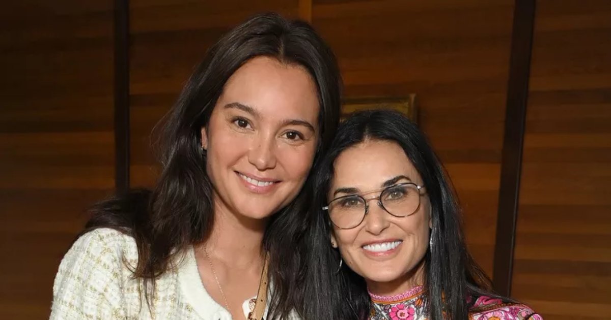 d7 1.png?resize=412,275 - EXCLUSIVE: Demi Moore & Emma Heming Willis Seen Honoring Bruce Willis As The 'Best Father' To Their Children