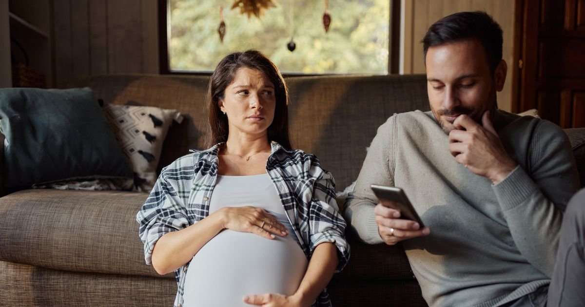 t6.jpg?resize=412,275 - "I'm Six Months Pregnant & Just Found Out About My Man's Affair With My Best Friend! What Should I Do?"