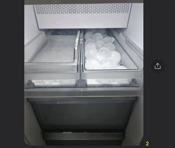 2 1 9.jpg?resize=412,232 - 집들이를 위해 하루에 3알씩 나오는 하이볼 얼음 모아놓은 친구