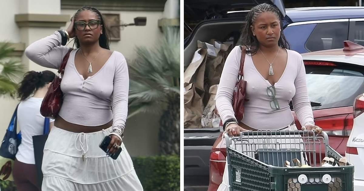 m1 5 1.jpeg?resize=1200,630 - Sasha Obama Raises Eyebrows After Pictured Grocery Shopping In Her Low-Cut Crop Top & Flowing Boho Skirt