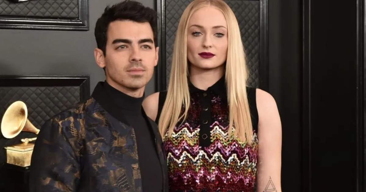m2 2.jpeg?resize=412,275 - JUST IN: Bar Manager Who ‘Partied The Night Away’ With Sophie Turner One Day Before Her Divorce Breaks His Silence