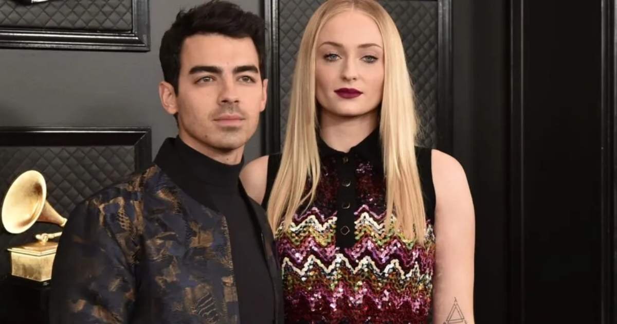 m2 2.jpeg?resize=412,232 - JUST IN: Bar Manager Who ‘Partied The Night Away’ With Sophie Turner One Day Before Her Divorce Breaks His Silence