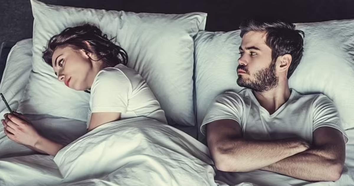 t2 1.jpeg?fit=1024%2C538&ssl=1&strip=all - "I Accused My Partner Of Having Intimate Relations With His MOM Because He Sleeps In Her BED! Is This Normal?"