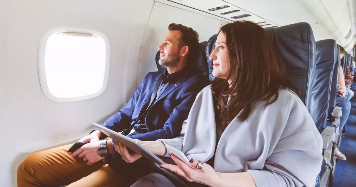 d96.jpg?fit=1024%2C538&ssl=1&strip=all - “I Refused To Give Up My Plane Seat To An Entitled Power Couple And Opted To Take Revenge Instead! Does That Make Me A Bad Person?”