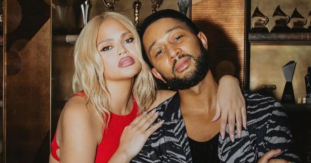 d4 4.jpeg?resize=412,275 - EXCLUSIVE: Chrissy Teigen & John Legend Turn Up The Heat As They Dress Up As Characters From ‘The Idol’