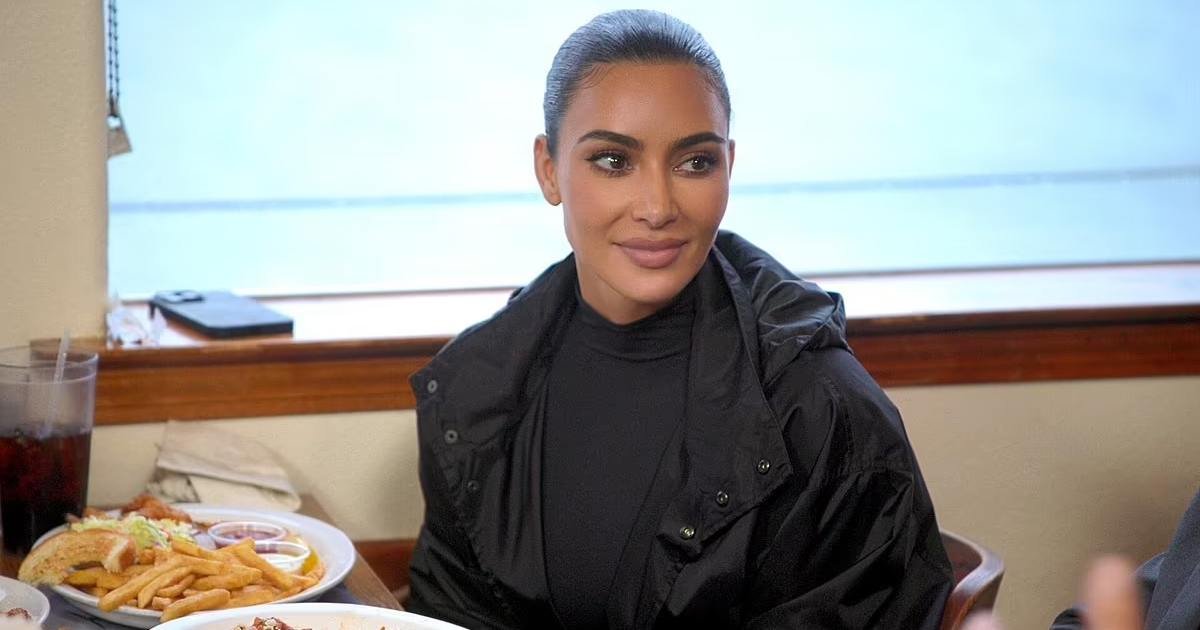 m3 7.jpeg?resize=412,275 - JUST IN: Kim Kardashian CONFIRMS Kanye West Lives In A Tiny Apartment With No Security, No House Help, & No Chef After Moving Out Of Her Calabasas Mansion