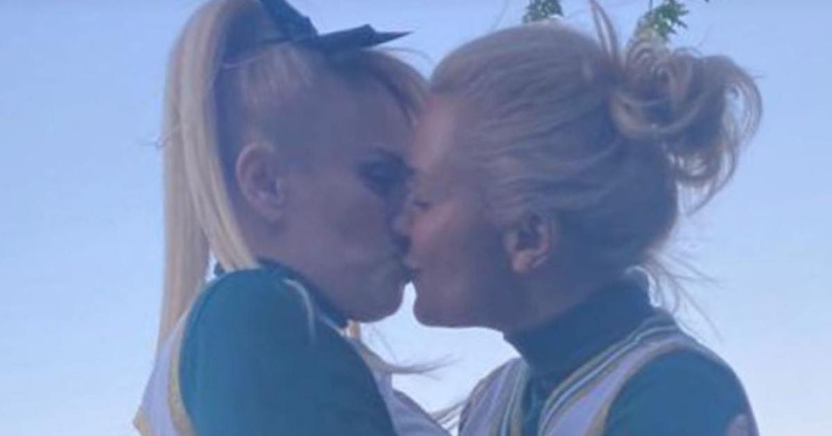 m3.jpeg?resize=412,275 - EXCLUSIVE: Rebel Wilson On Fire As Celeb Shares Passionate Kiss With Fiancee Ramona Agruma
