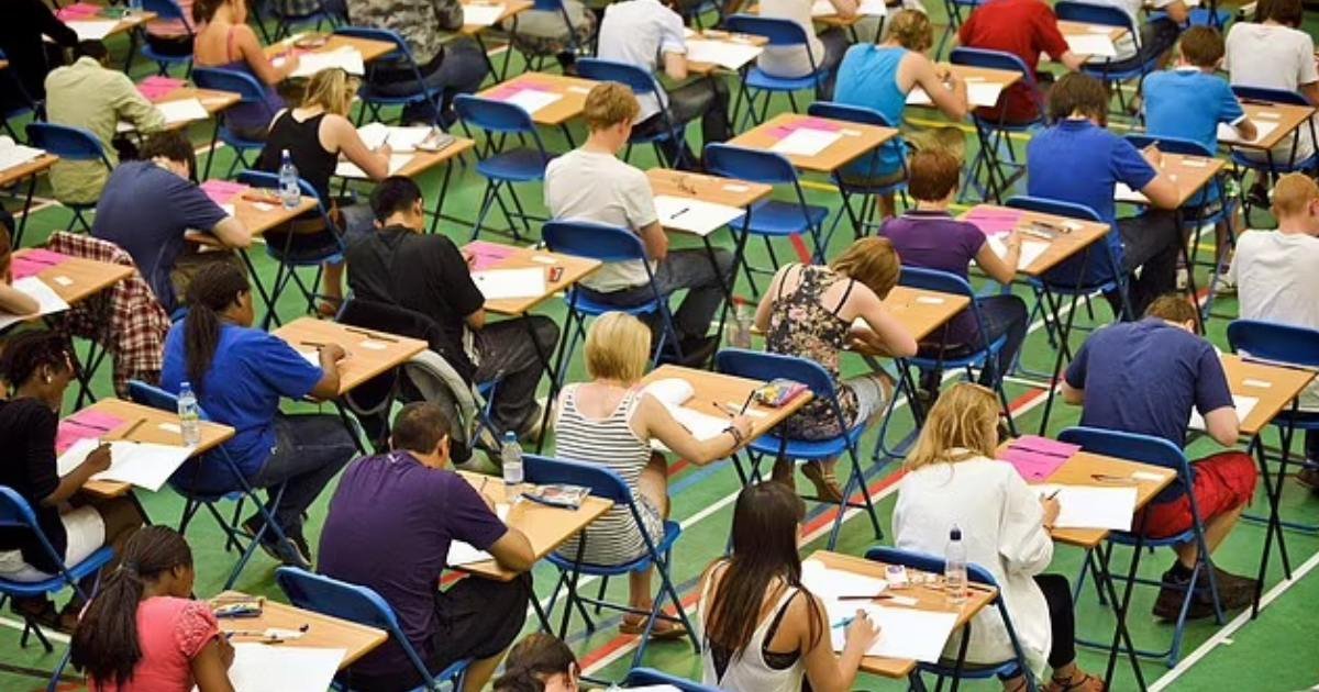 d1.jpeg?resize=412,275 - BREAKING: Teacher Stops Students During Exam After Finding One Of Them COVERED In Blood