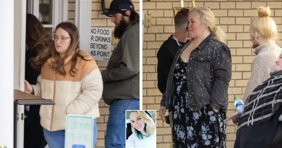 d48.jpg?resize=412,275 - BREAKING: Mama June & Honey Boo Boo In Tears As They Attend Funeral Of Loved One Anna 'Chickadee' Cardwell