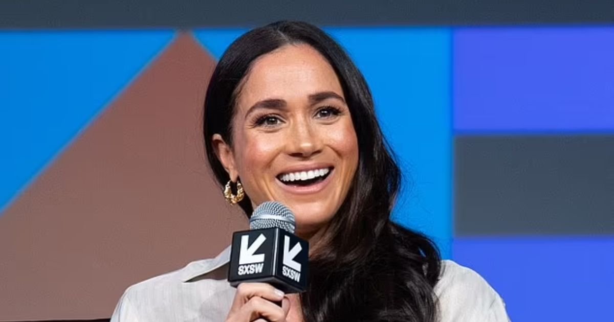 meghan3.jpg?resize=1200,630 - Meghan Markle Leaves People STUNNED In A $2,000 Silky Ensemble As She Joins Brooke Shields And Katie Couric On-Stage