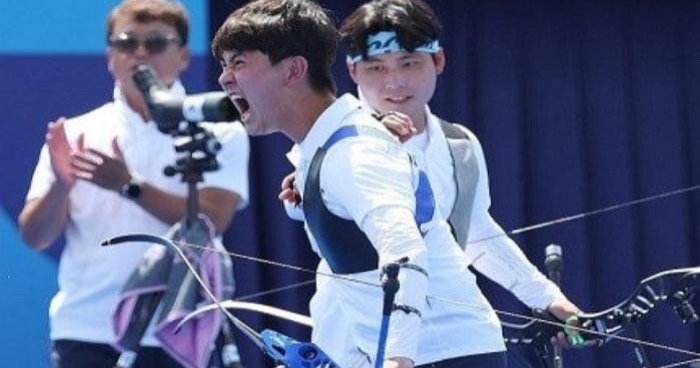 726409d2 3a43 4f6d af6c 11abbdddf095.jpeg?resize=1200,630 - 혼자 광복절인 제덕이, 웃참하는 상대선수, 말리는 같은편
