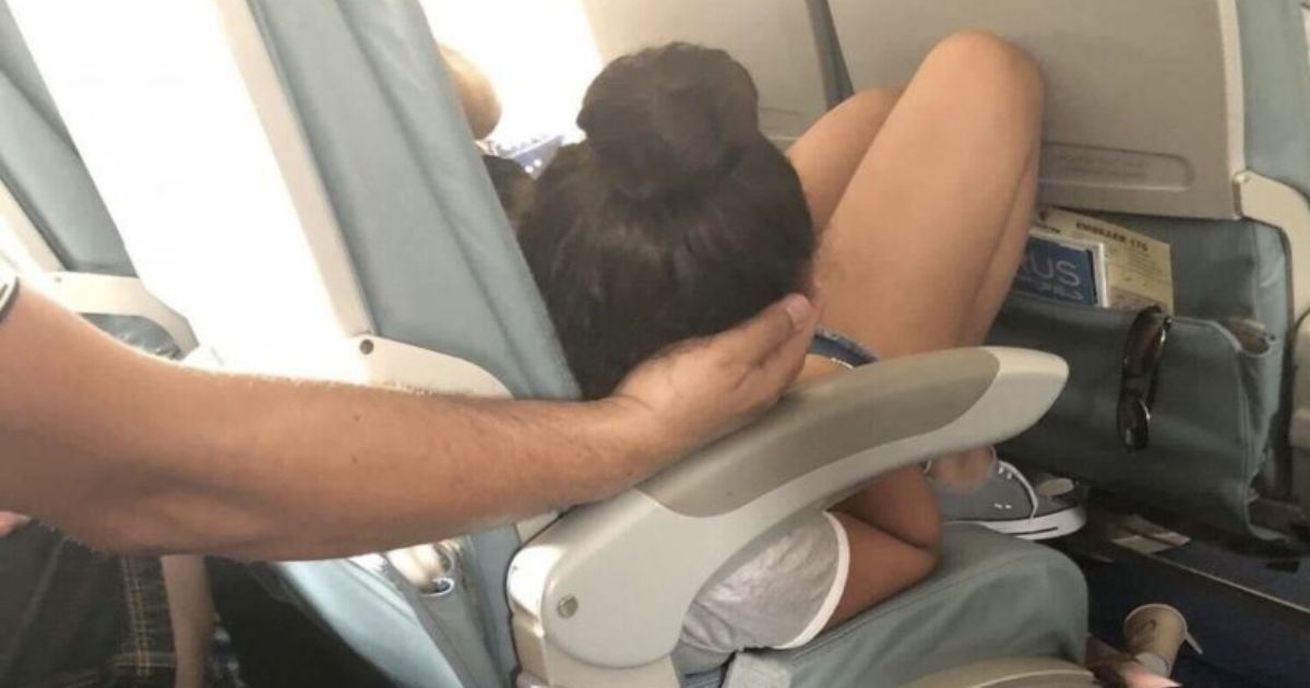 copy of articles thumbnail 1200 x 630 1 14.jpg?resize=1200,630 - Man Divides Social Media After Standing on Flight 'For 6 Hours' So His Wife Could Lie Across the Seats