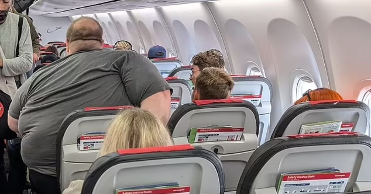 copy of articles thumbnail 1200 x 630 11 6.jpg?resize=1200,630 - Plus-sized Passenger Sparks Heated Debate After Struggling to Fit in Plane Seat - So Who is Really In The Wrong?