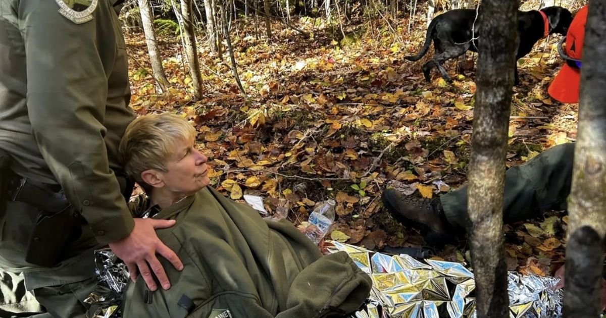 copy of articles thumbnail 1200 x 630 5 16.jpg?resize=1200,630 - Missing Hiker, 72, Found Alive by Dead Husband's Body After Dog Slept on Her Chest to Keep Her Warm