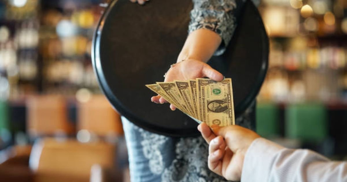 copy of articles thumbnail 1200 x 630 2 20.jpg?resize=1200,630 - Waitress Fired After Receiving $10,000 Tip and Splitting It With Her Coworkers