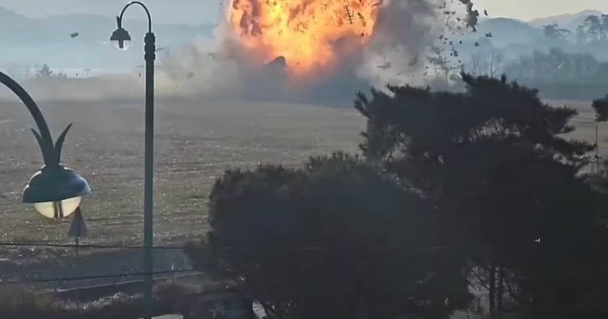 copy of articles thumbnail 1200 x 630 2 46.jpg?resize=412,275 - Experts Reveal 'Almost CRIMINAL Error' That Caused So Many To DIE in Fiery South Korean Plane Crash