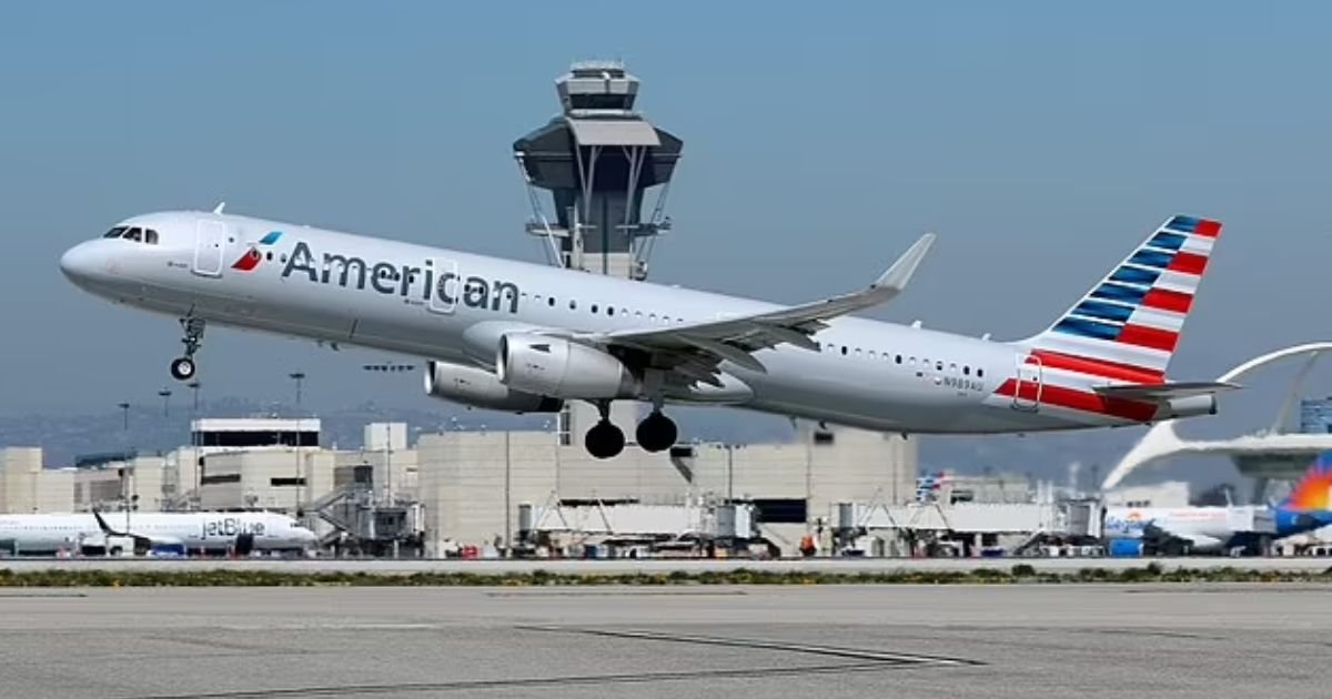 copy of articles thumbnail 1200 x 630 5 26.jpg?resize=412,275 - Fury Among US Travellers After American Airlines Grounds ALL Flights Due To Outage & Then Abruptly Resumes Operations